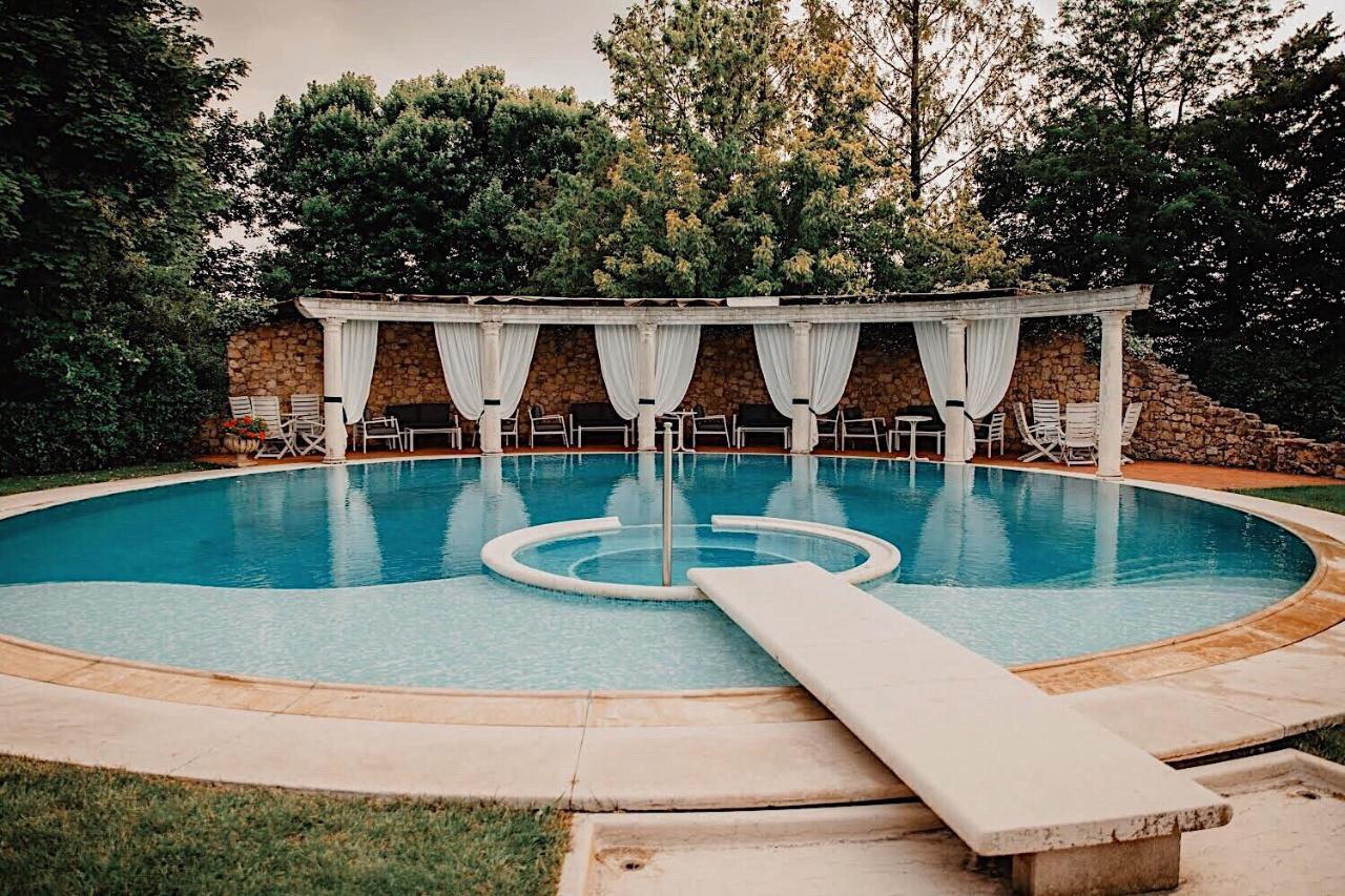 Relais Villabella Hotel Сан-Боніфачо Екстер'єр фото