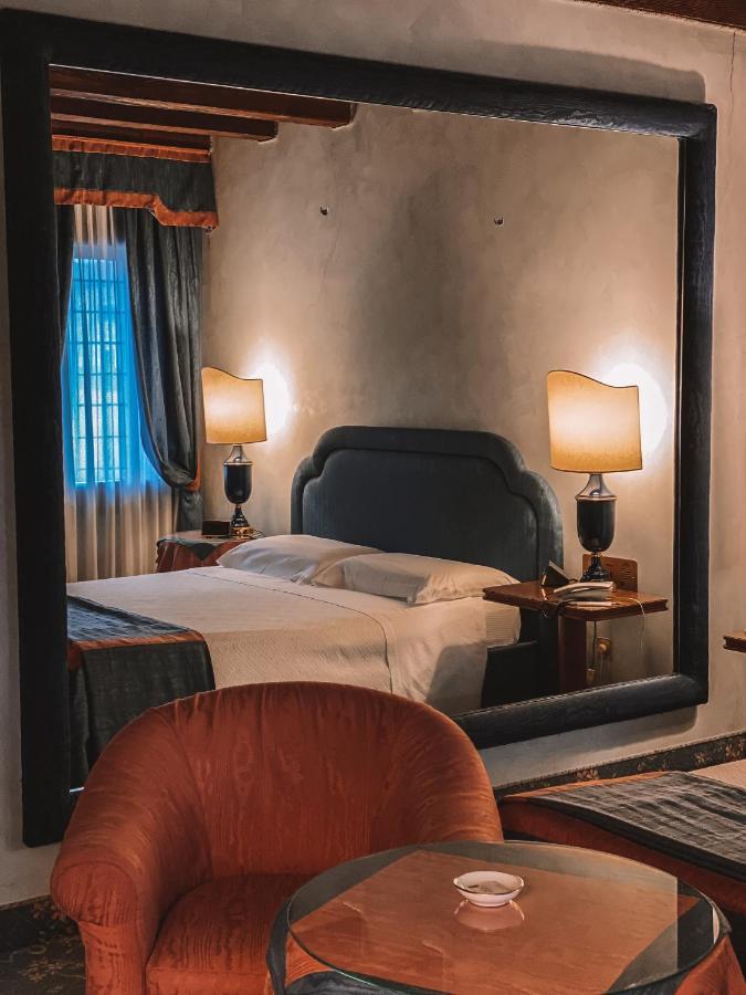 Relais Villabella Hotel Сан-Боніфачо Екстер'єр фото