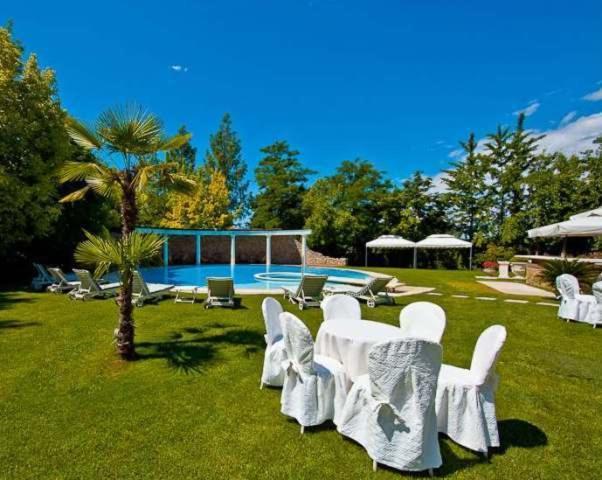 Relais Villabella Hotel Сан-Боніфачо Екстер'єр фото